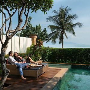 Luxus Suite mit Kingsize-Bett und mit Strandblick